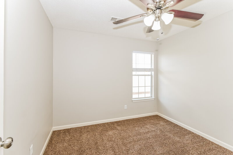 2,640/Mo, 7778 Lowrance Road Memphis, TN 38125 Bedroom View 2