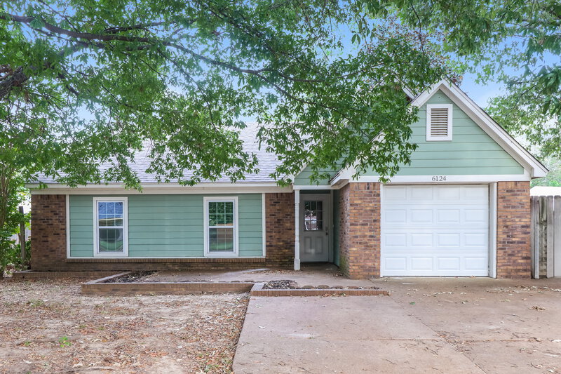 1,650/Mo, 6124 Kensington Cir Horn Lake, MS 38637 External View