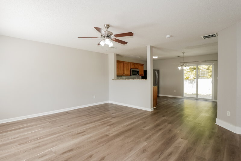 1,745/Mo, 10060 Nolton Cir Cordova, TN 38016 Living Room View 2