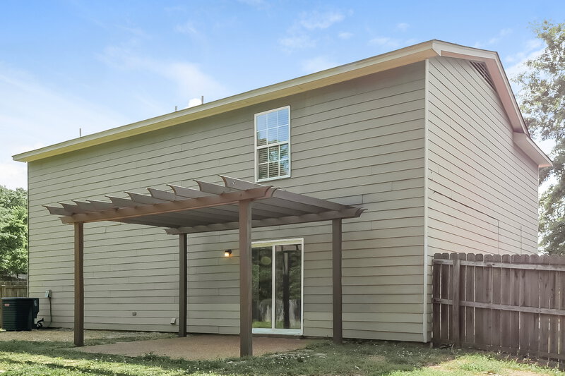 1,745/Mo, 10060 Nolton Cir Cordova, TN 38016 Rear View 2