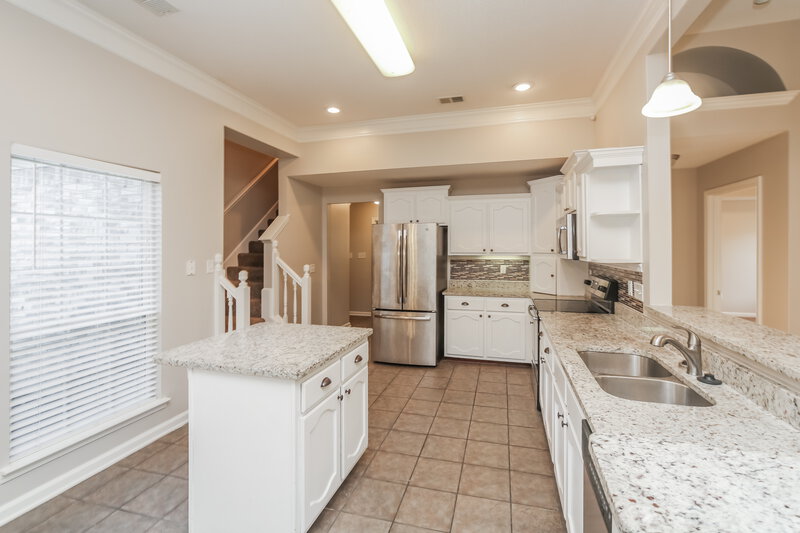 2,195/Mo, 2386 Ansley Park Ln Southaven, MS 38672 Kitchen View 2