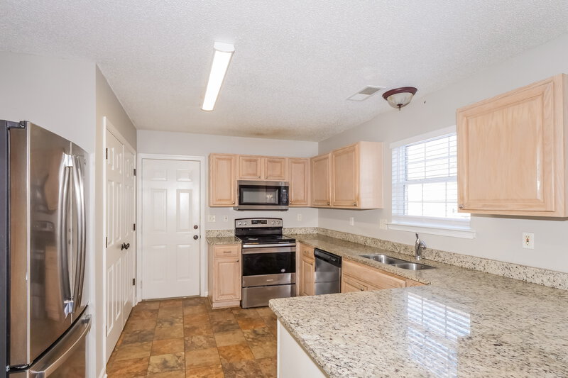 1,790/Mo, 7292 Green Ash Dr Olive Branch, MS 38654 Kitchen View