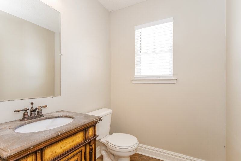 1,790/Mo, 7292 Green Ash Dr Olive Branch, MS 38654 Bathroom View