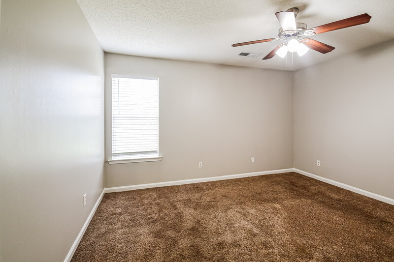 1,615/Mo, 4506 Shadow Hollow Dr Horn Lake, MS 38637 Bedroom View 2