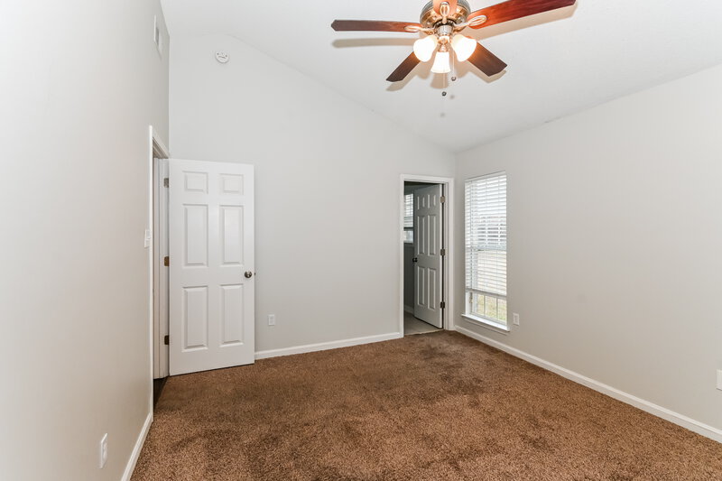 2,660/Mo, 2509 Russum Dr Southaven, MS 38672 Main Bedroom View 2