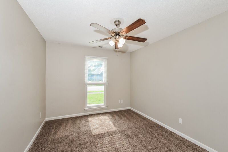 2,090/Mo, 5554 Harvey Pointe Ln Memphis, TN 38125 Bedroom View 3