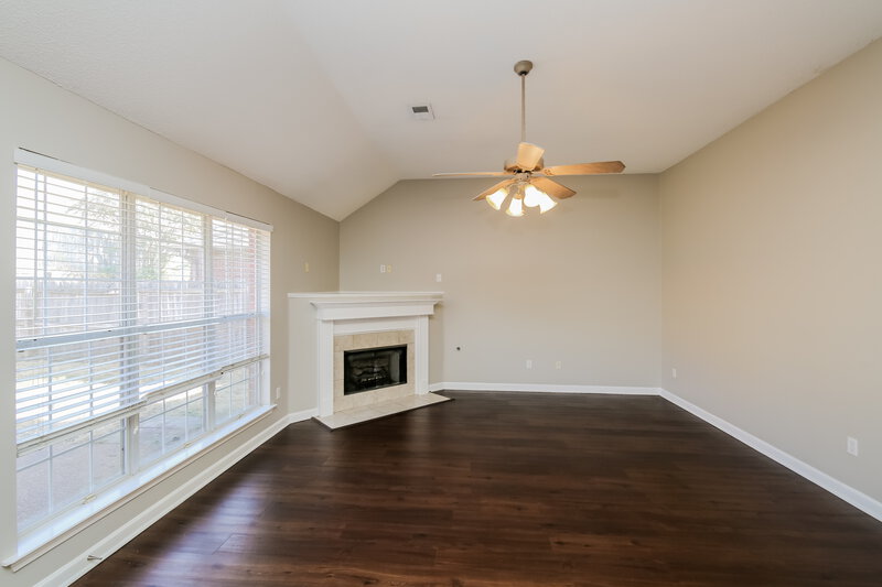 2,165/Mo, 10842 Colton Drive Olive Branch, MS 38654 Living Room View