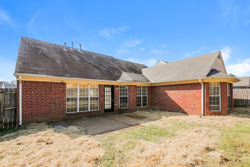 2,165/Mo, 10842 Colton Drive Olive Branch, MS 38654 Rear View