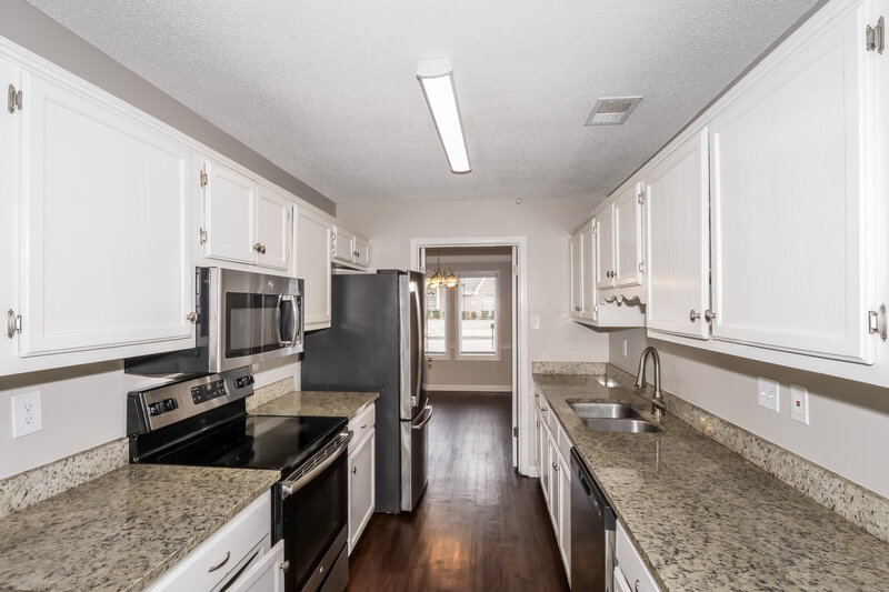 1,780/Mo, 4387 Cross Creek Cv Memphis, TN 38125 Kitchen View