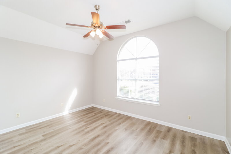 1,790/Mo, 995 Scofield Dr Cordova, TN 38018 Main Bedroom View 2