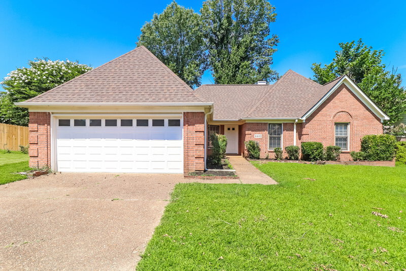 1,900/Mo, 4449 St Marks Cv Memphis, TN 38125 External View