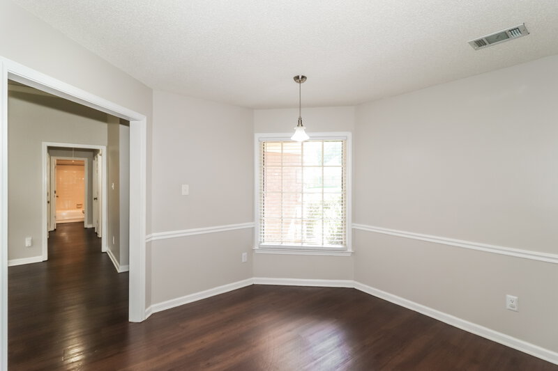 1,900/Mo, 4449 St Marks Cv Memphis, TN 38125 Breakfast Nook View