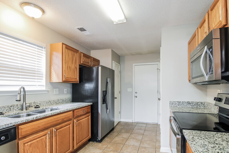 2,730/Mo, 9949 Fox Run Dr Olive Branch, MS 38654 Kitchen View
