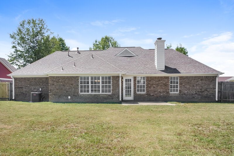 1,845/Mo, 7456 Jennifer Drive Horn Lake, MS 38637 Rear View