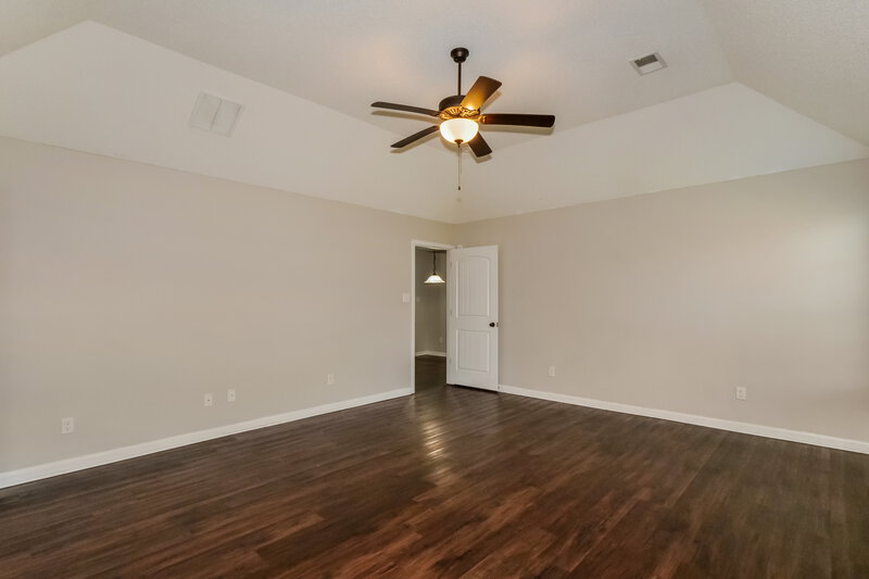 1,930/Mo, 9440 Darren Cir S Cordova, TN 38018 Main Bedroom View