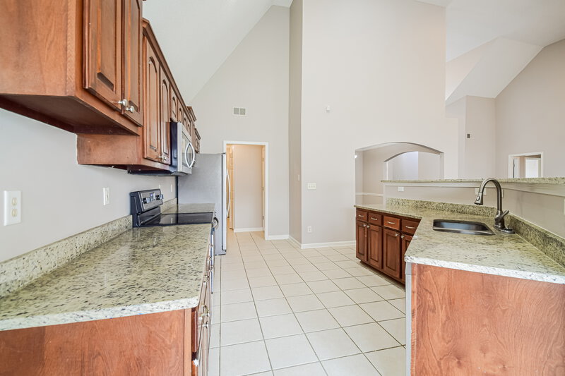 2,300/Mo, 6300 E Sandbourne Olive Branch, MS 38654 Kitchen View