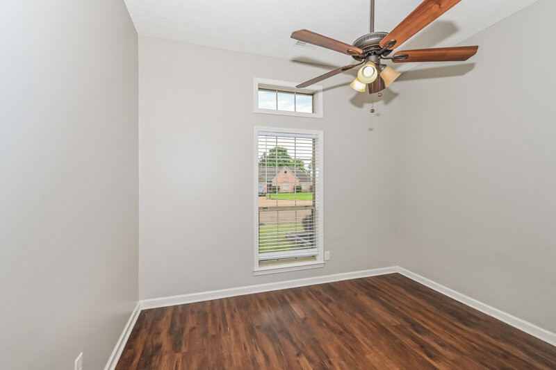 1,910/Mo, 7349 Portsmouth Cv Memphis, TN 38125 Bedroom View 3