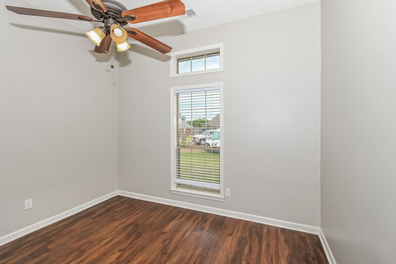 1,910/Mo, 7349 Portsmouth Cv Memphis, TN 38125 Bedroom View 4
