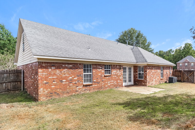 2,015/Mo, 3455 E Pendulum Drive Hernando, MS 38632 Rear View