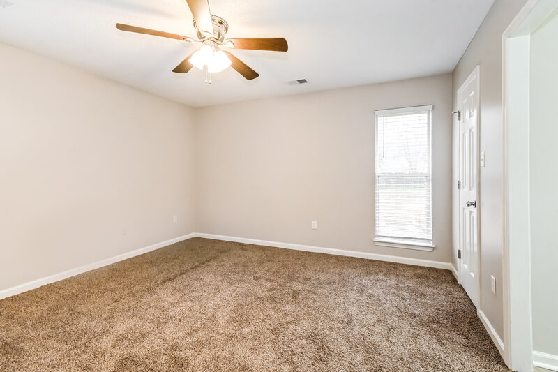 1,630/Mo, 6911 Magnolia Trl Olive Branch, MS 38654 Main Bedroom View