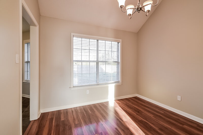 1,790/Mo, 3993 Powder Mill Rd Memphis, TN 38125 Family Room View