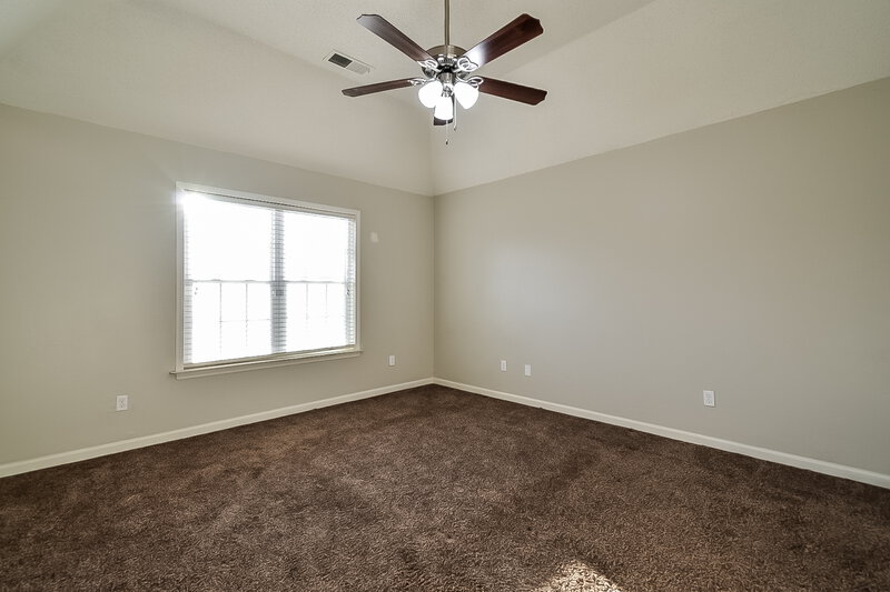 1,790/Mo, 3993 Powder Mill Rd Memphis, TN 38125 Main Bedroom View 2