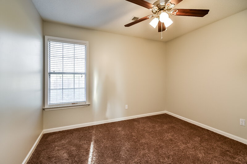 1,790/Mo, 3993 Powder Mill Rd Memphis, TN 38125 Bedroom View