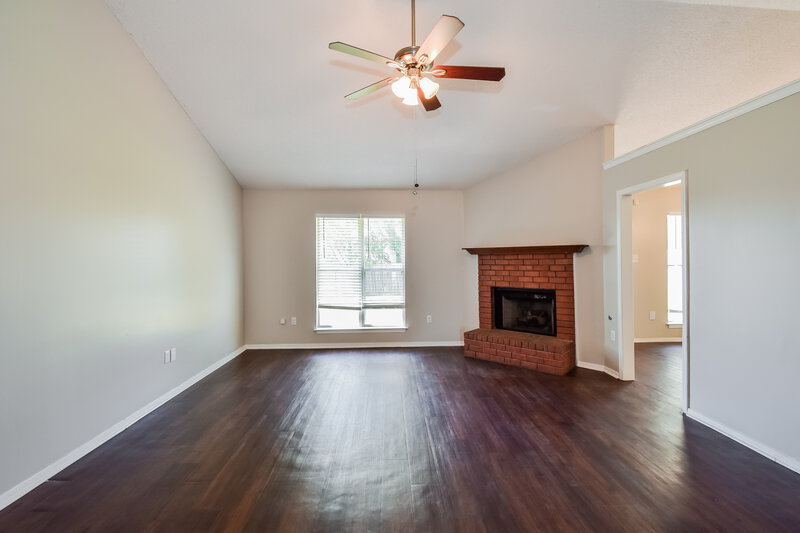 1,810/Mo, 9105 Belmont Dr Southaven, MS 38671 Living Room View