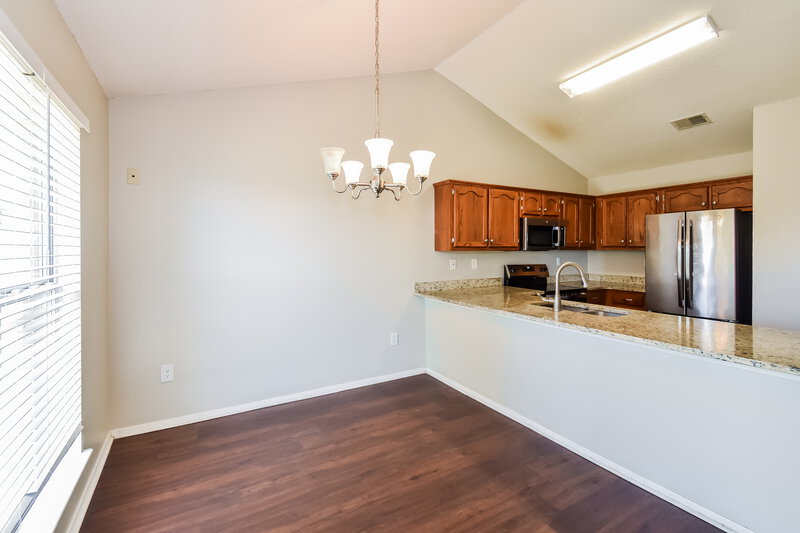 1,810/Mo, 9105 Belmont Dr Southaven, MS 38671 Dining Room View