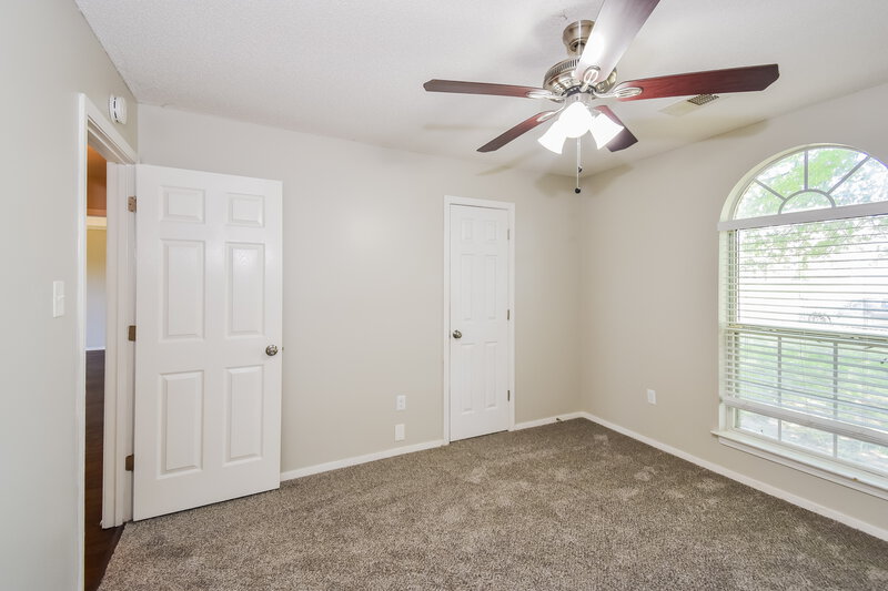 1,810/Mo, 9105 Belmont Dr Southaven, MS 38671 Bedroom View 2