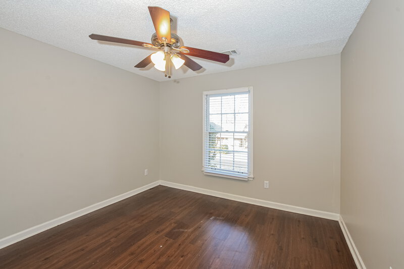 2,450/Mo, 7375 Ashley Oaks Dr Memphis, TN 38125 Bedroom View 2