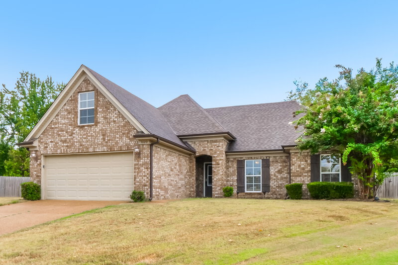 2,345/Mo, 3620 Harvest Tree Dr Southaven, MS 38672 Front View