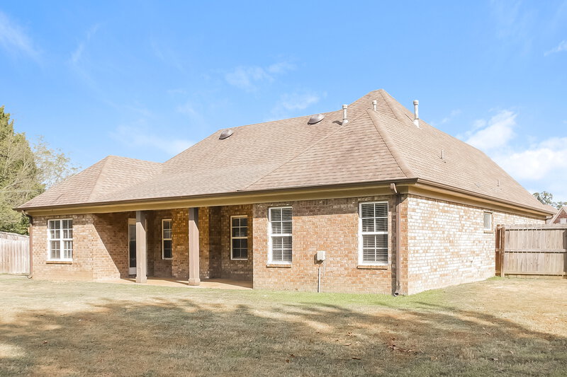 2,245/Mo, 3620 Harvest Tree Dr Southaven, MS 38672 Rear View 2