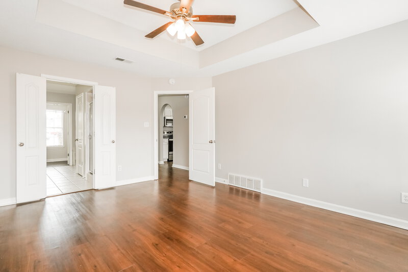 1,815/Mo, 10115 Cross Valley Dr Cordova, TN 38018 Living Room View 3