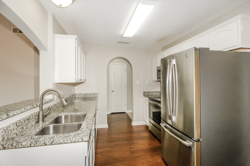 1,815/Mo, 10115 Cross Valley Dr Cordova, TN 38018 Kitchen View