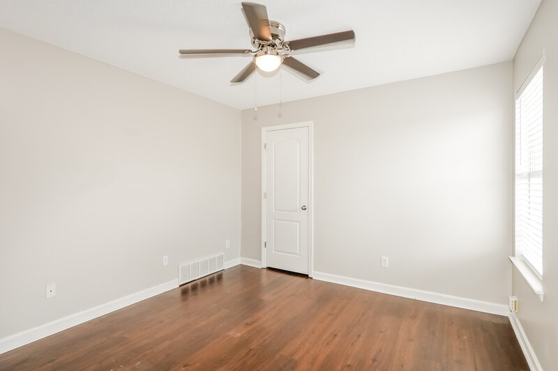 1,815/Mo, 10115 Cross Valley Dr Cordova, TN 38018 Bedroom View