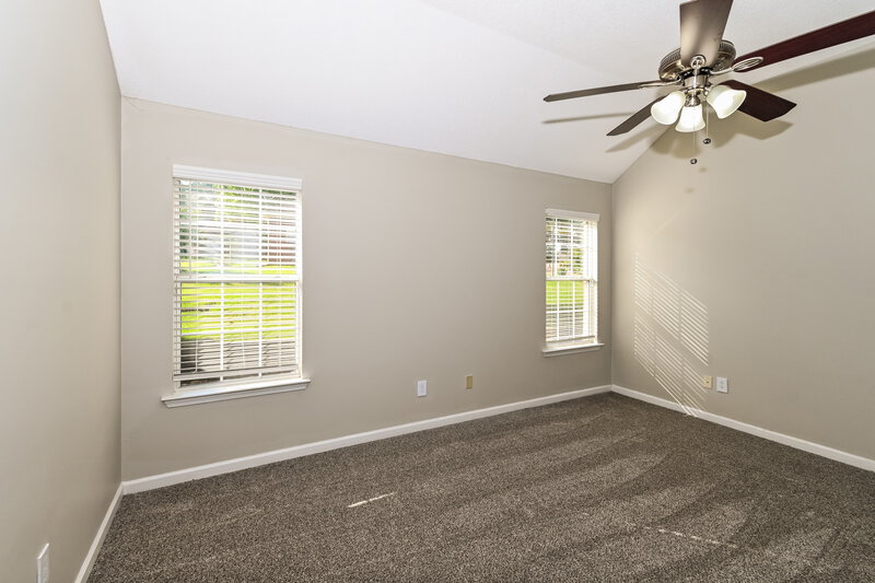 1,920/Mo, 1176 Warwick Place Southaven, MS 38671 Main Bedroom View 2