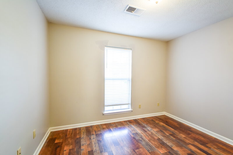 1,975/Mo, 1676 Sandpiper Cv N Hernando, MS 38632 Bedroom View