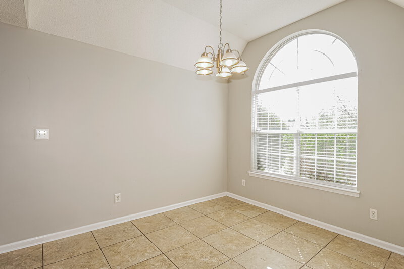 1,960/Mo, 7158 Crape Myrtle Dr Olive Branch, MS 38654 Dining Room View