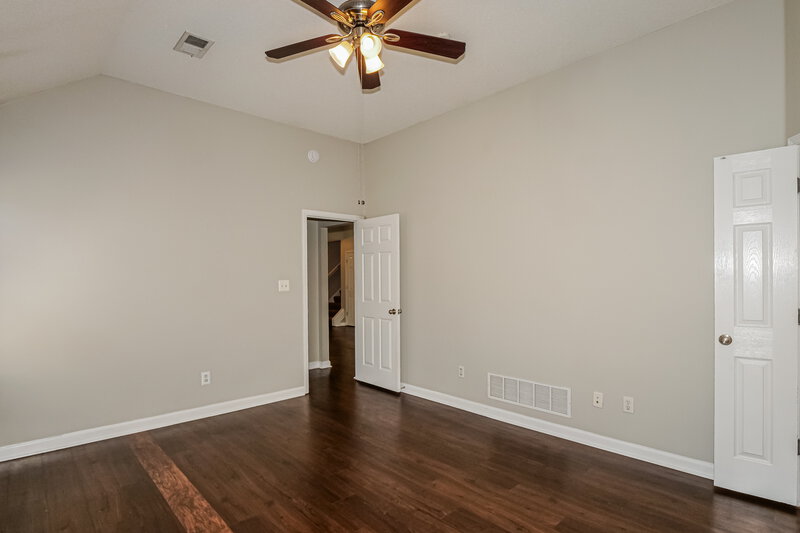 1,960/Mo, 7158 Crape Myrtle Dr Olive Branch, MS 38654 Main Bedroom View 2