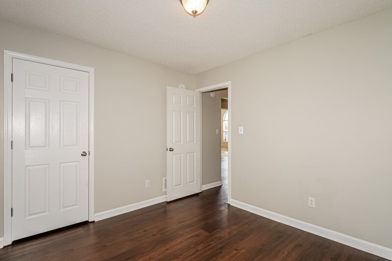 1,960/Mo, 7158 Crape Myrtle Dr Olive Branch, MS 38654 Bedroom View 4