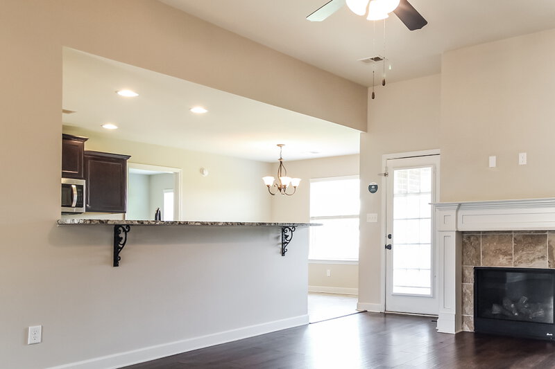 3,340/Mo, 3580 Sabra Ln Southaven, MS 38672 Living Room View 2