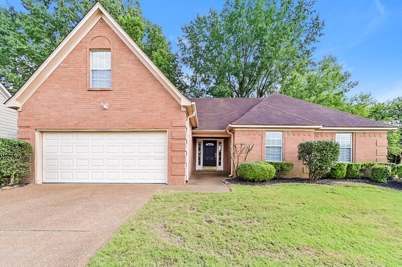 2,045/Mo, 6437 Stone Lake Dr Bartlett, TN 38135 External View