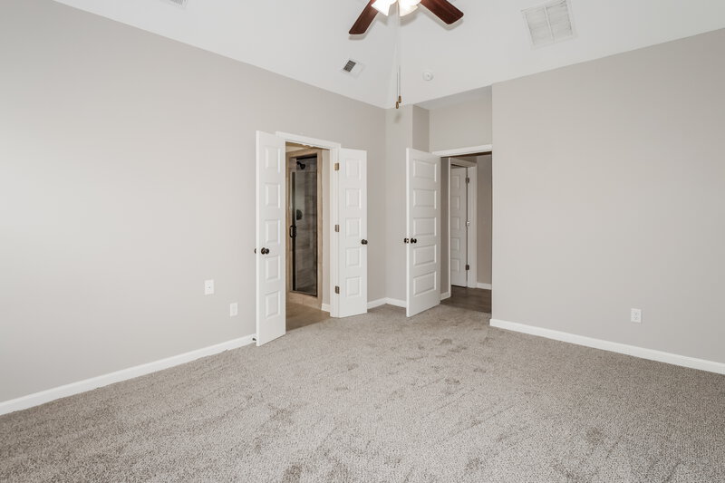 2,550/Mo, 5498 Riverstone Dr Memphis, TN 38125 Main Bedroom View
