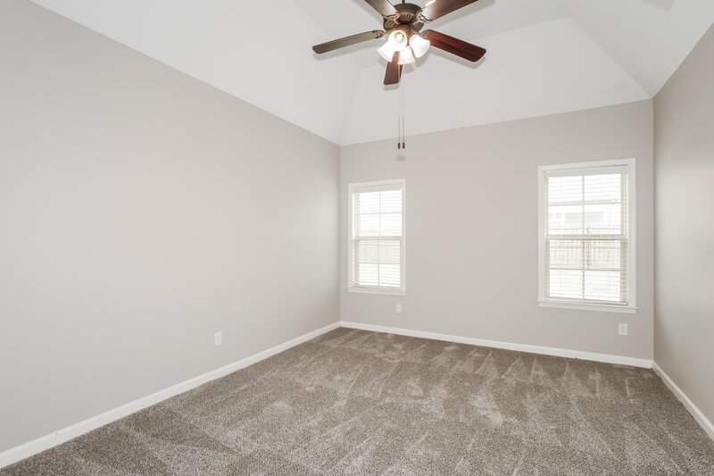 2,550/Mo, 5498 Riverstone Dr Memphis, TN 38125 Main Bedroom View 2
