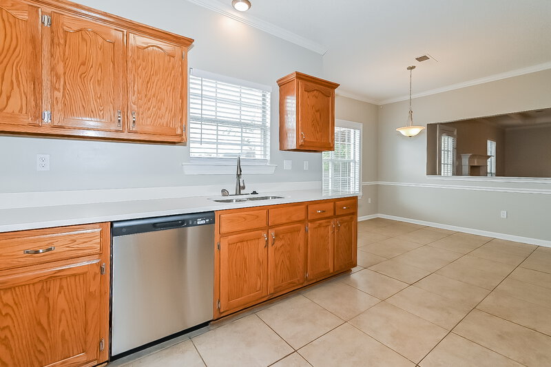 2,100/Mo, 13119 Claybourne Cv Olive Branch, MS 38654 Kitchen View
