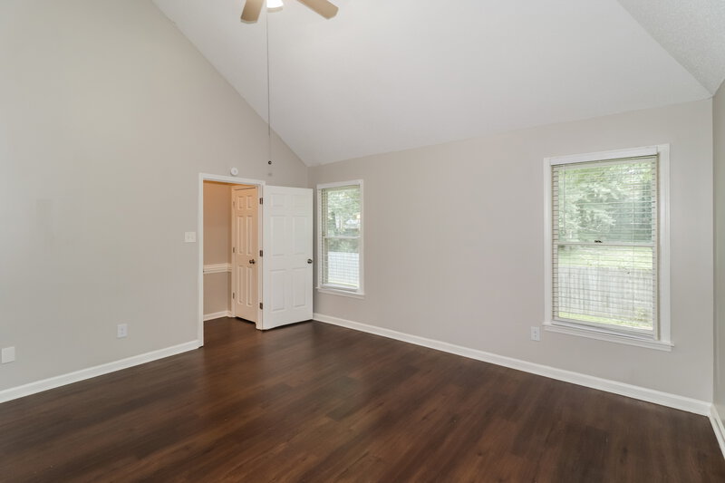 2,085/Mo, 8642 Tropicana Dr N Cordova, TN 38018 Main Bedroom View 2