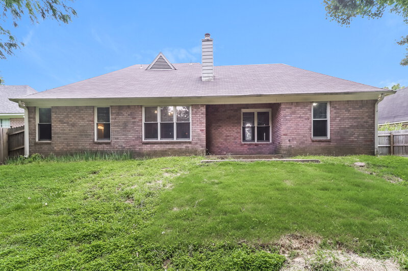 2,085/Mo, 8642 Tropicana Dr N Cordova, TN 38018 Rear View 2