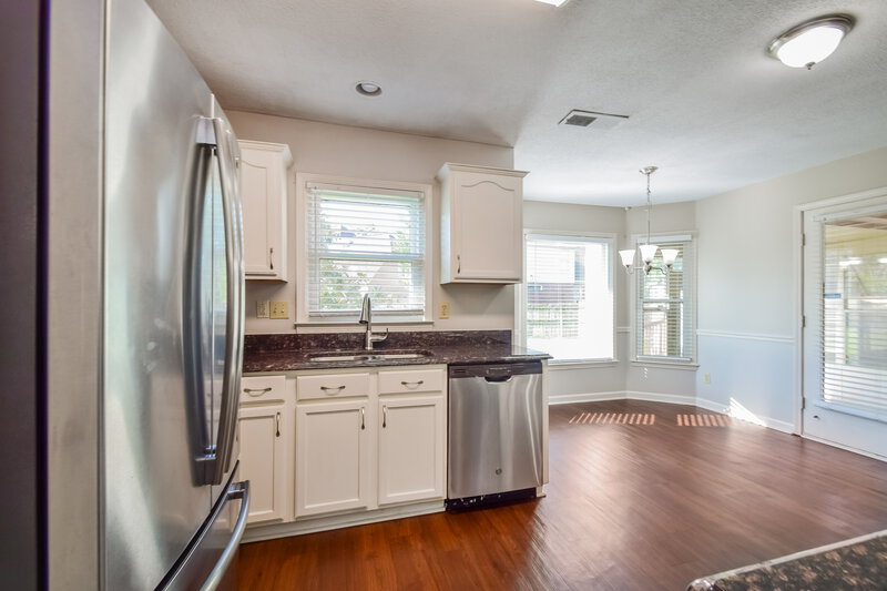 2,085/Mo, 9335 Barrow Dr Cordova, TN 38016 Kitchen View