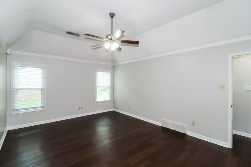2,085/Mo, 9335 Barrow Dr Cordova, TN 38016 Main Bedroom View 2
